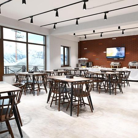 Hotel Ereto Гудаури Екстериор снимка